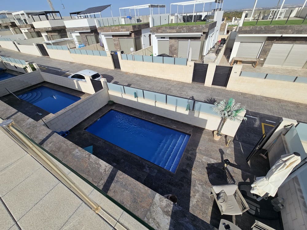 3 bedroom Villa for sale in Villamartin with pool garage - € 379,000 (Ref: 8736989)