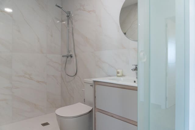 2 quarto Apartamento para venda em Playa Flamenca, Orihuela com piscina garagem - 340 000 € (Ref: 8756973)