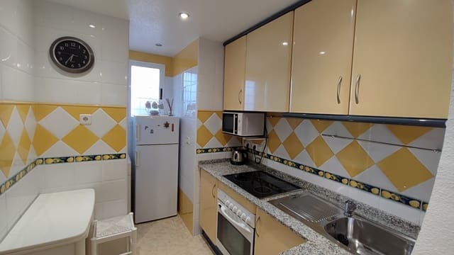 2 makuuhuone Huoneisto myytävänä paikassa Parque de las Naciones, Torrevieja mukana uima-altaan - 149 950 € (Ref: 8807529)