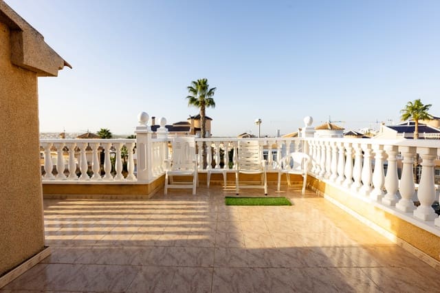 3 bedroom Villa for sale in Los Altos with pool - € 350,000 (Ref: 8810870)