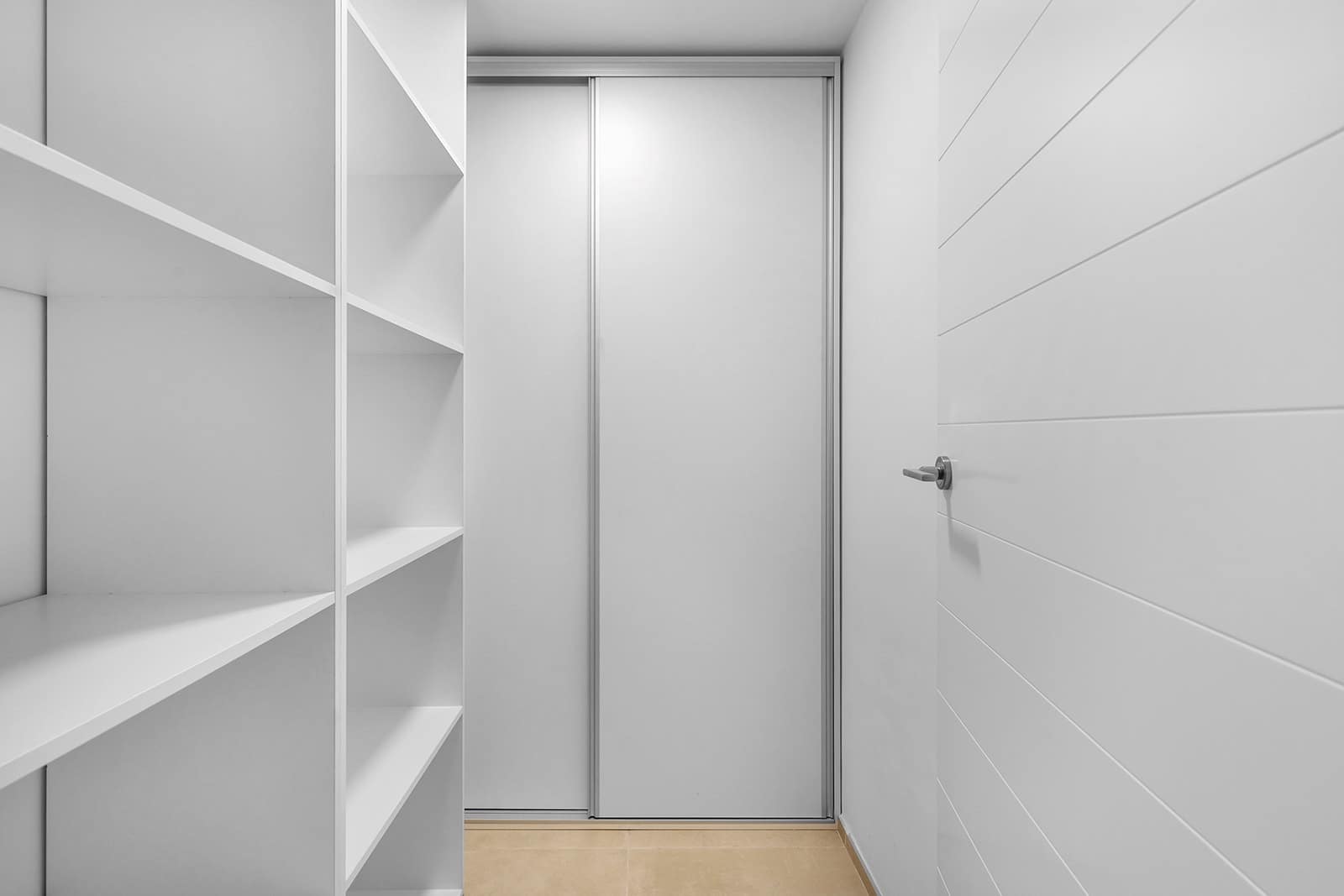 5 soveværelse Villa til salg i La Zenia med swimmingpool - € 1.150.000 (Ref: 8814123)