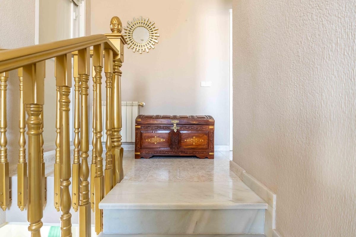 3 bedroom Villa for sale in Orihuela Costa with pool - € 360,000 (Ref: 8832109)