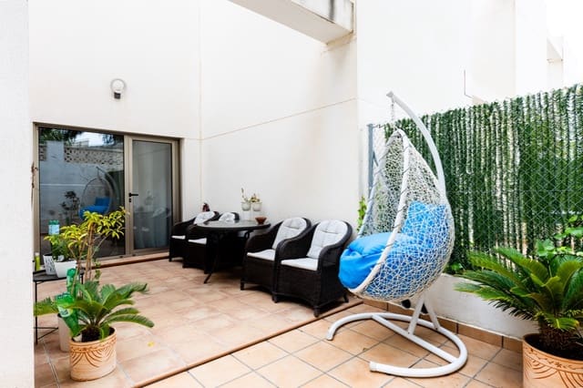 3 soveværelse Byhus til salg i Punta Prima, Orihuela med swimmingpool garage - € 394.900 (Ref: 8888939)