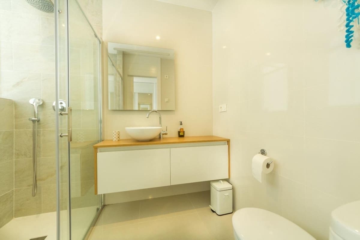 3 sypialnia Penthouse na sprzedaż w Villamartin z basenem garażem - 325 000 € (Ref: 8941076)