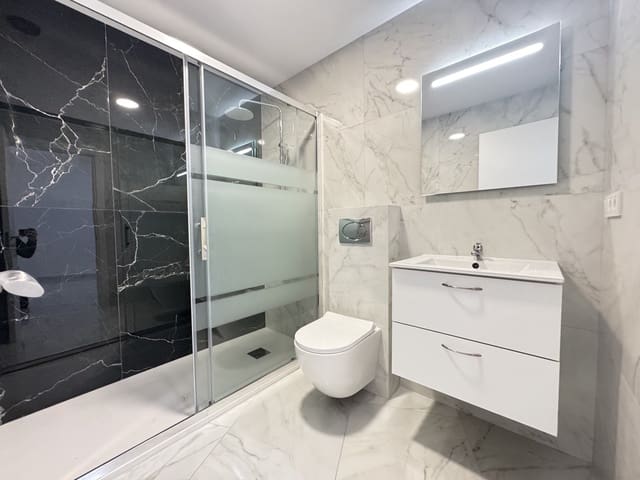 2 sypialnia Apartament na sprzedaż w Parque Acuático - Sector 25, Torrevieja z basenem - 295 000 € (Ref: 8947684)