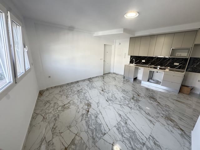 Leilighet til salgs i Parque Acuático - Sector 25, Torrevieja med svømmebasseng - € 150 000 (Ref: 8947685)