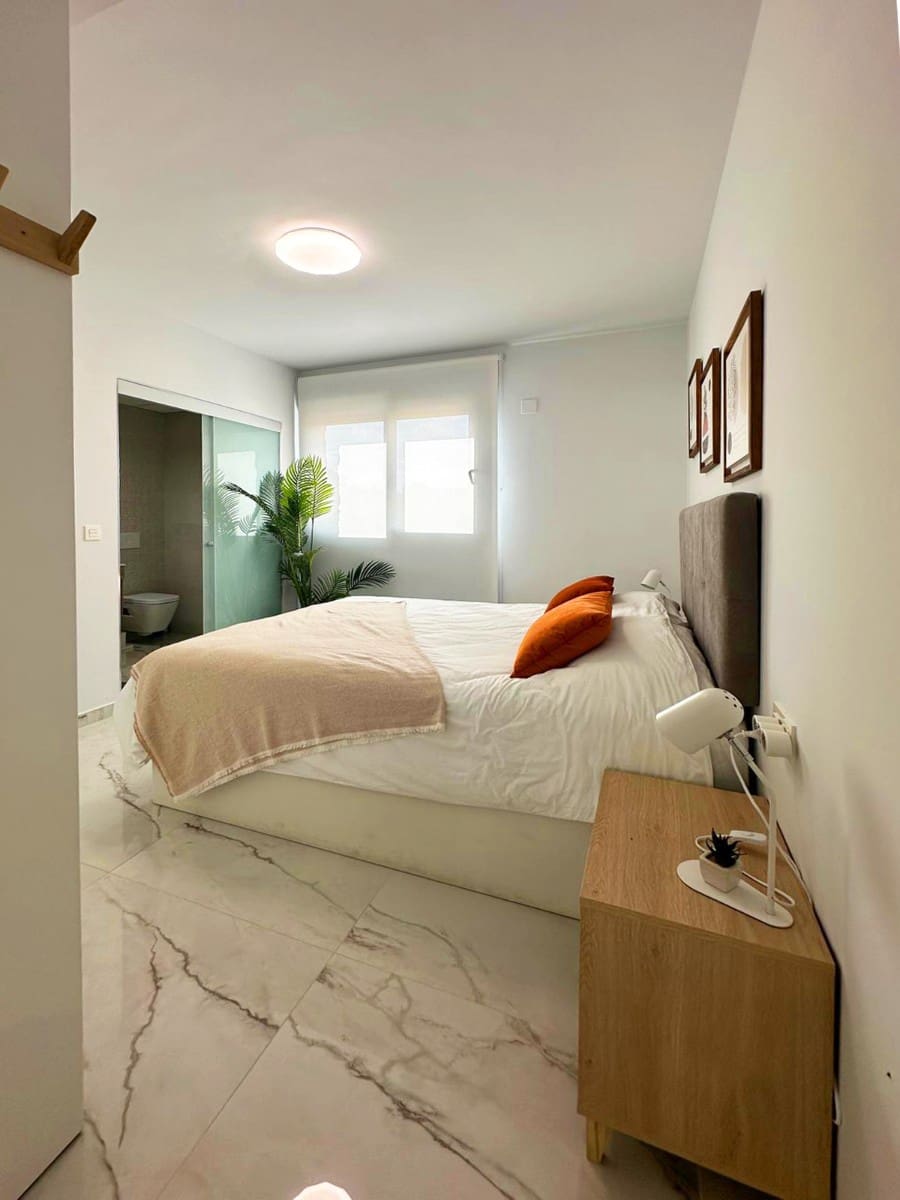 2 sypialnia Apartament na sprzedaż w Los Altos z basenem garażem - 315 000 € (Ref: 8953953)