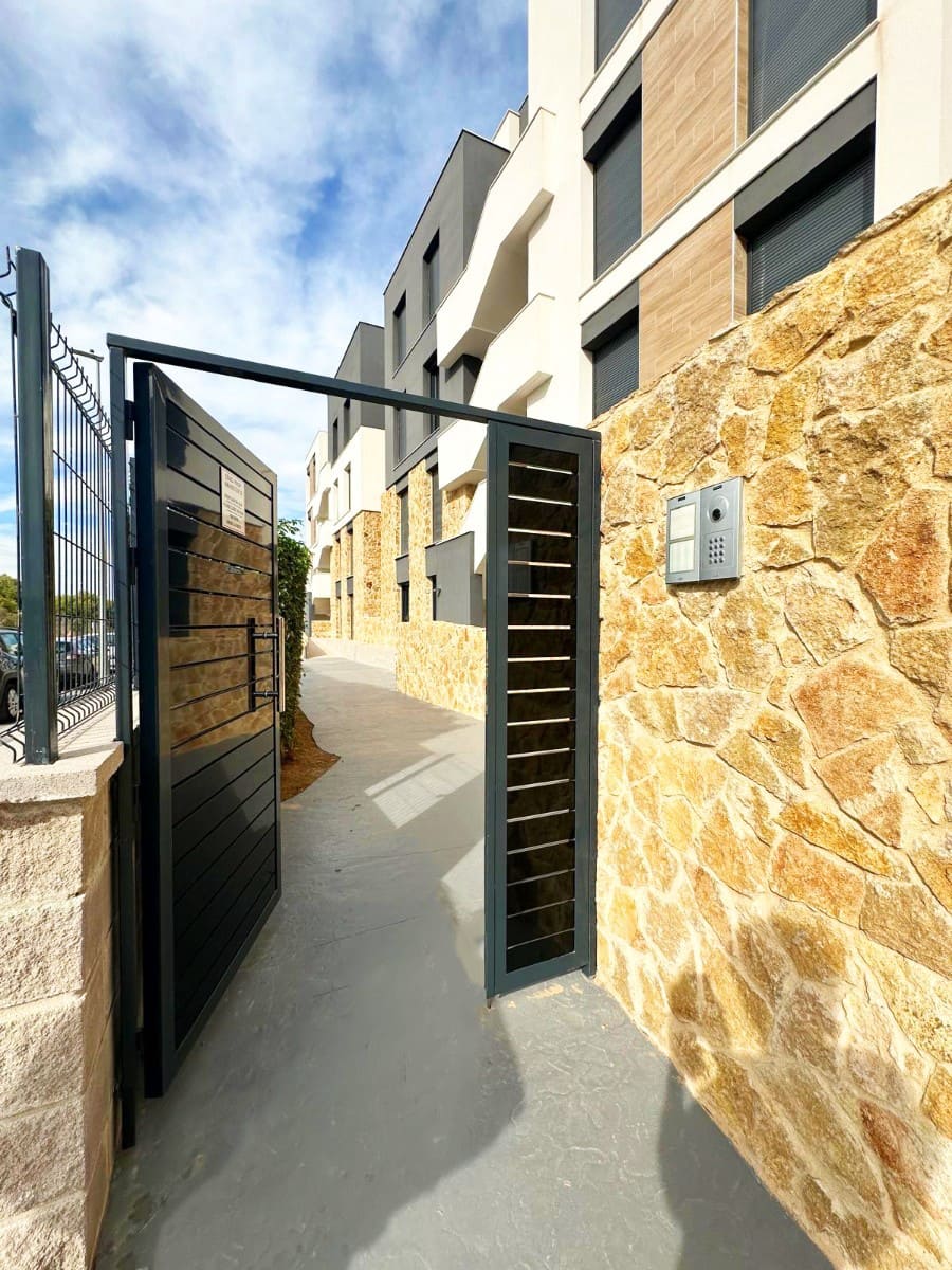 2 sypialnia Apartament na sprzedaż w Los Altos z basenem garażem - 315 000 € (Ref: 8953953)