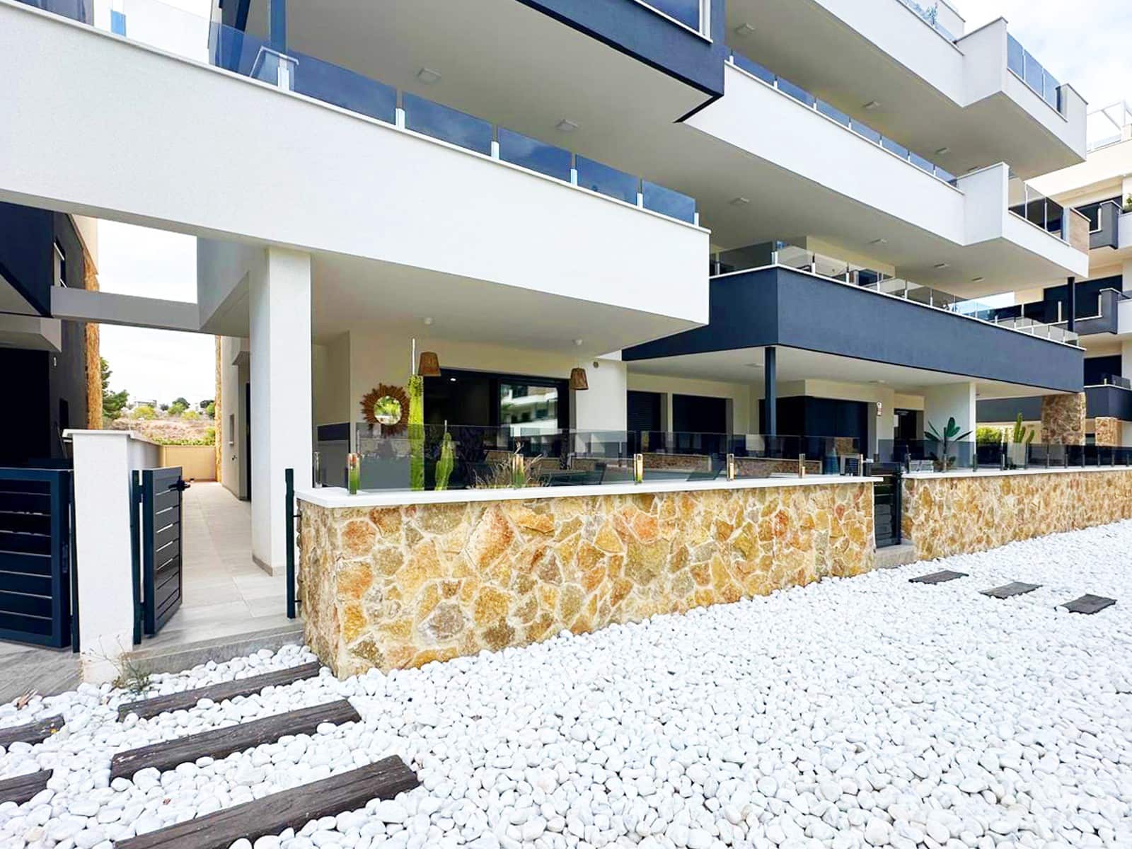 2 sypialnia Apartament na sprzedaż w Los Altos z basenem garażem - 315 000 € (Ref: 8953953)