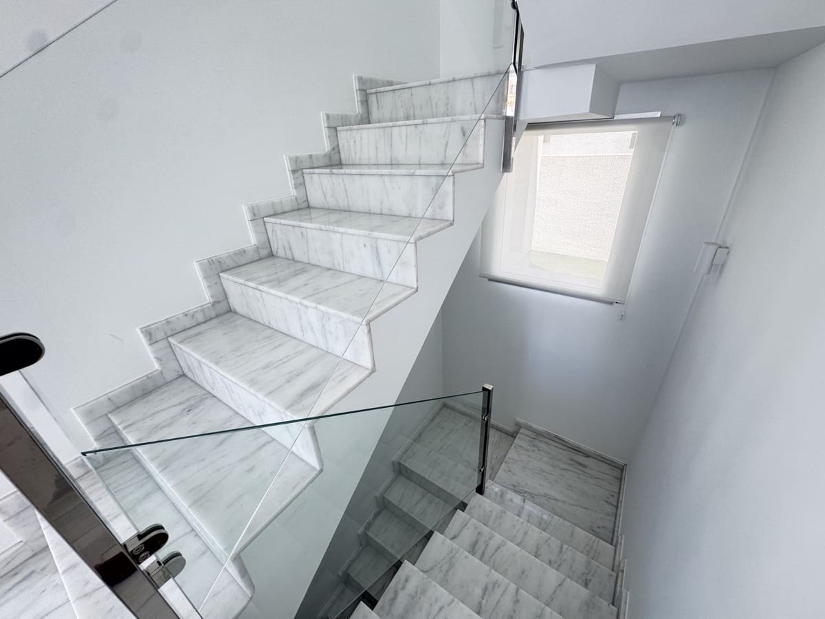 4 slaapkamer Villa te koop in Orihuela Costa met zwembad garage - € 635.000 (Ref: 8962627)