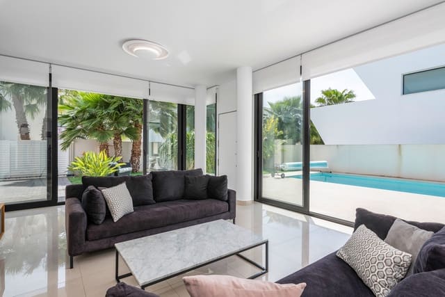 4 camera da letto Villa in vendita in Ciudad Quesada, Rojales con piscina garage - 640.000 € (Rif: 8967724)