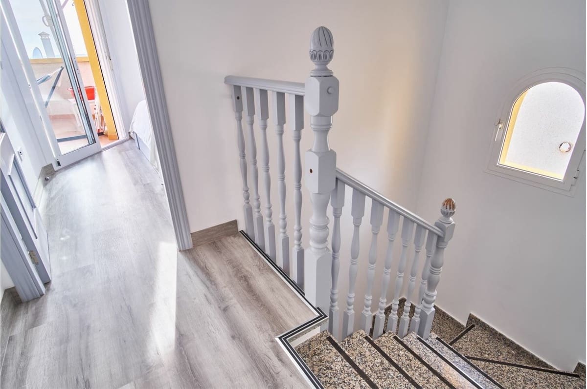 3 makuuhuone Huvila myytävänä paikassa Los Montesinos mukana uima-altaan - 260 000 € (Ref: 8967727)