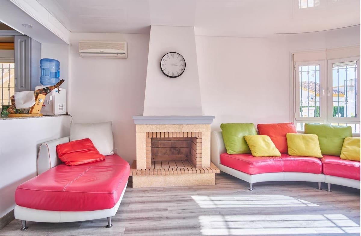3 soveværelse Villa til salg i Los Montesinos med swimmingpool garage - € 260.000 (Ref: 8967727)