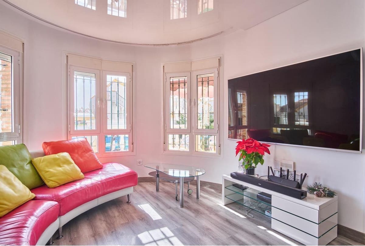 3 soveværelse Villa til salg i Los Montesinos med swimmingpool garage - € 260.000 (Ref: 8967727)