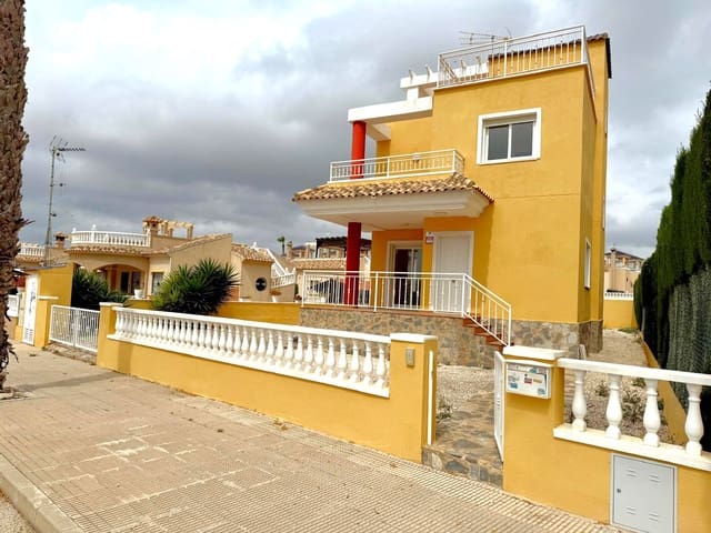 3 soveværelse Villa til salg i El Raso, Guardamar del Segura med swimmingpool garage - € 299.900 (Ref: 8967733)