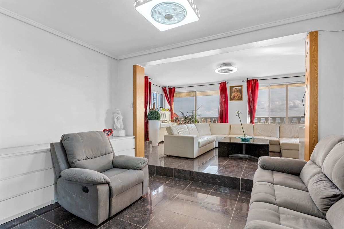 4 soveværelse Villa til salg i Ciudad Quesada med swimmingpool garage - € 419.000 (Ref: 8980445)