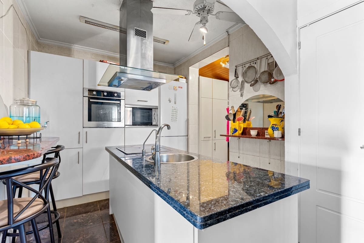 4 soveværelse Villa til salg i Ciudad Quesada med swimmingpool garage - € 419.000 (Ref: 8980445)