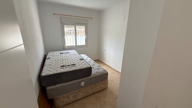 2 quarto Moradia para venda em Parque Acuático - Sector 25, Torrevieja com piscina - 299 500 € (Ref: 9060683)