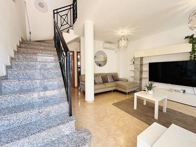 Casa de 3 habitaciones en Cabo Roig, Orihuela en venta con piscina - 234.000 € (Ref: 9061962)