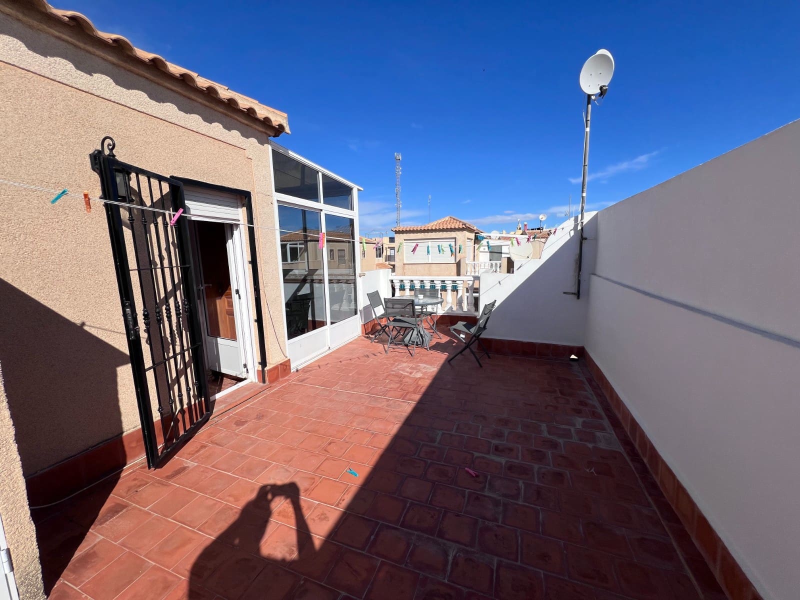 3 sypialnia Dom na sprzedaż w La Siesta z basenem garażem - 159 990 € (Ref: 9063746)