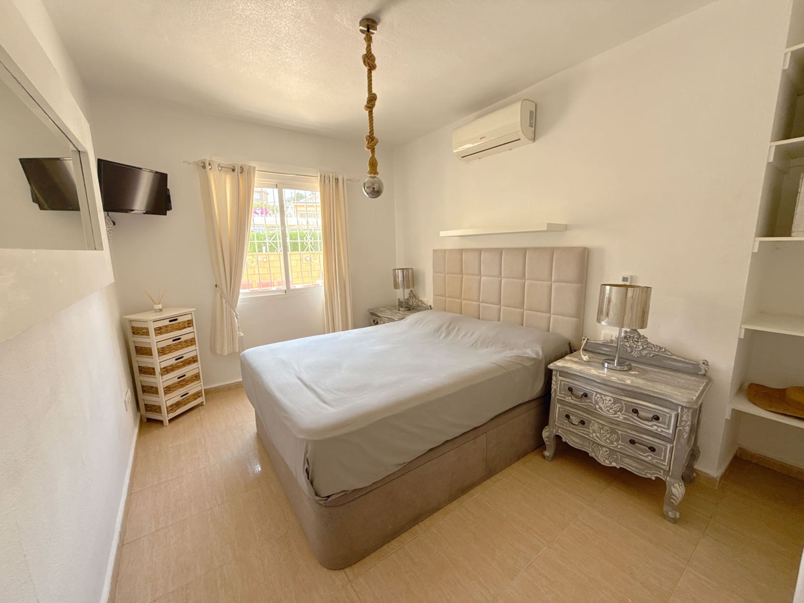 4 soveværelse Lejlighed til salg i Villamartin med swimmingpool - € 189.950 (Ref: 9064764)