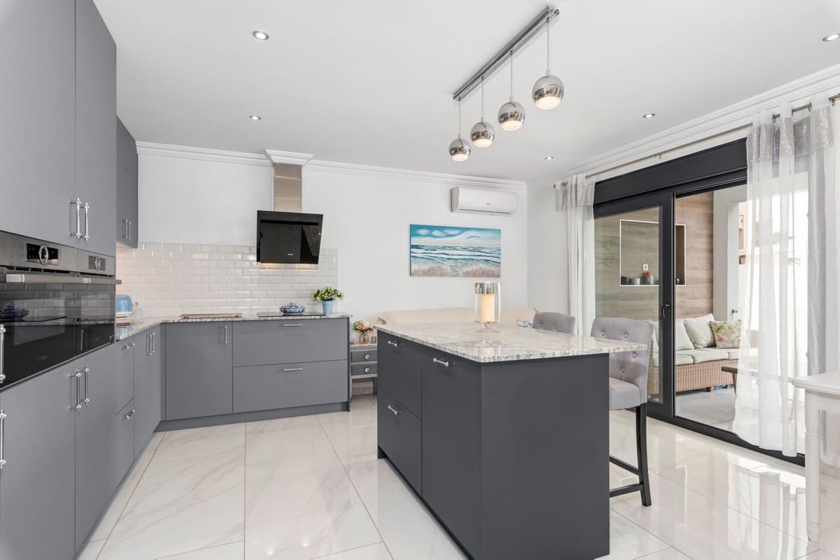 3 camera da letto Villa in vendita in Ciudad Quesada - 675.000 € (Rif: 9084888)