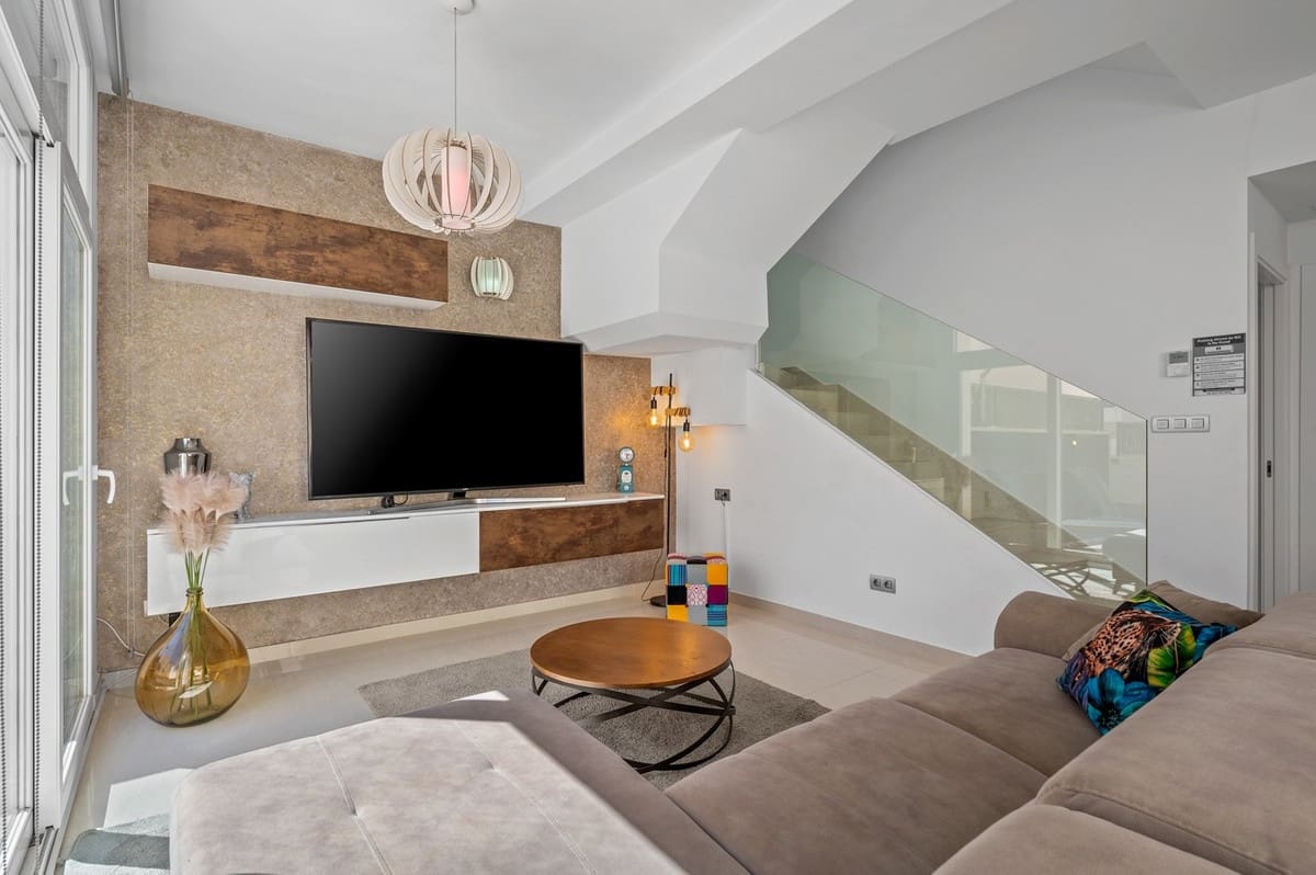 3 camera da letto Villa in vendita in Ciudad Quesada con garage - 399.999 € (Rif: 9084892)