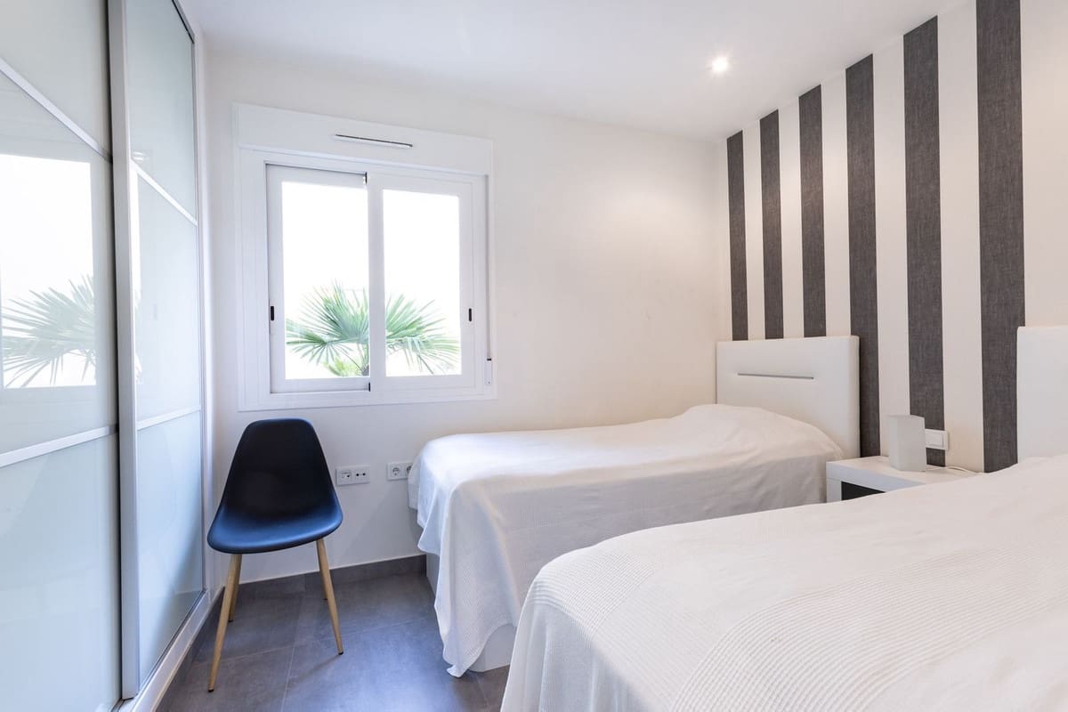 3 makuuhuone Huoneisto myytävänä paikassa Aguas Nuevas mukana uima-altaan 
autotalli - 268 000 € (Ref: 9116589)