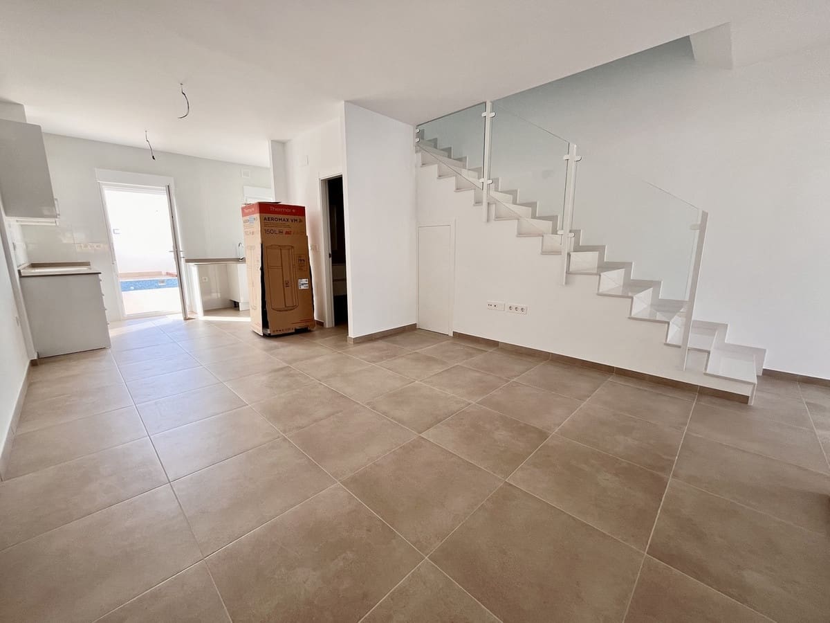 3 bedroom Townhouse for sale in Pilar de la Horadada with pool - € 265,000 (Ref: 9116594)