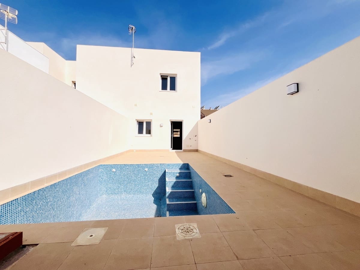 3 bedroom Townhouse for sale in Pilar de la Horadada with pool - € 265,000 (Ref: 9116594)