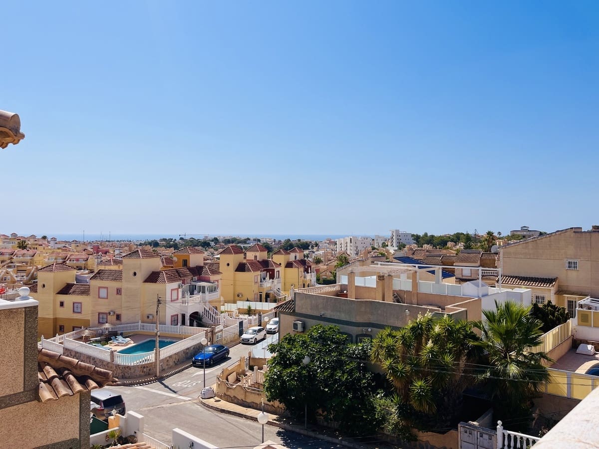 4 soverom Villa til salgs i San Miguel de Salinas med svømmebasseng - € 249 999 (Ref: 9116600)