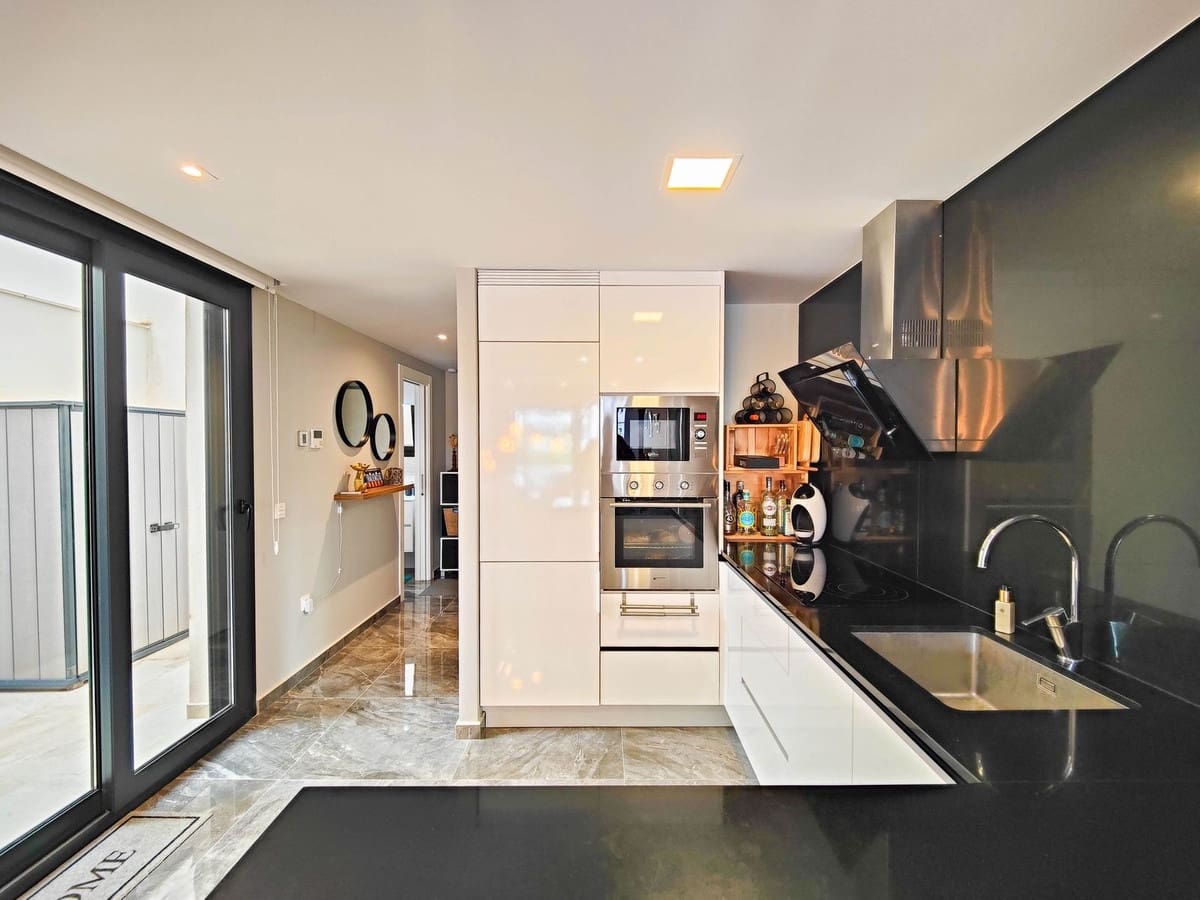 2 bedroom Apartment for sale in Orihuela Costa with pool garage - € 269,000 (Ref: 9116976)