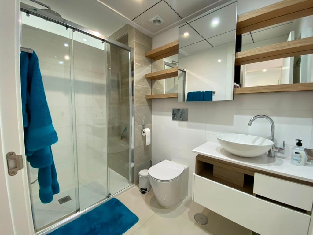 2 sypialnia Penthouse na sprzedaż w Ciudad Quesada z basenem - 318 000 € (Ref: 9116986)