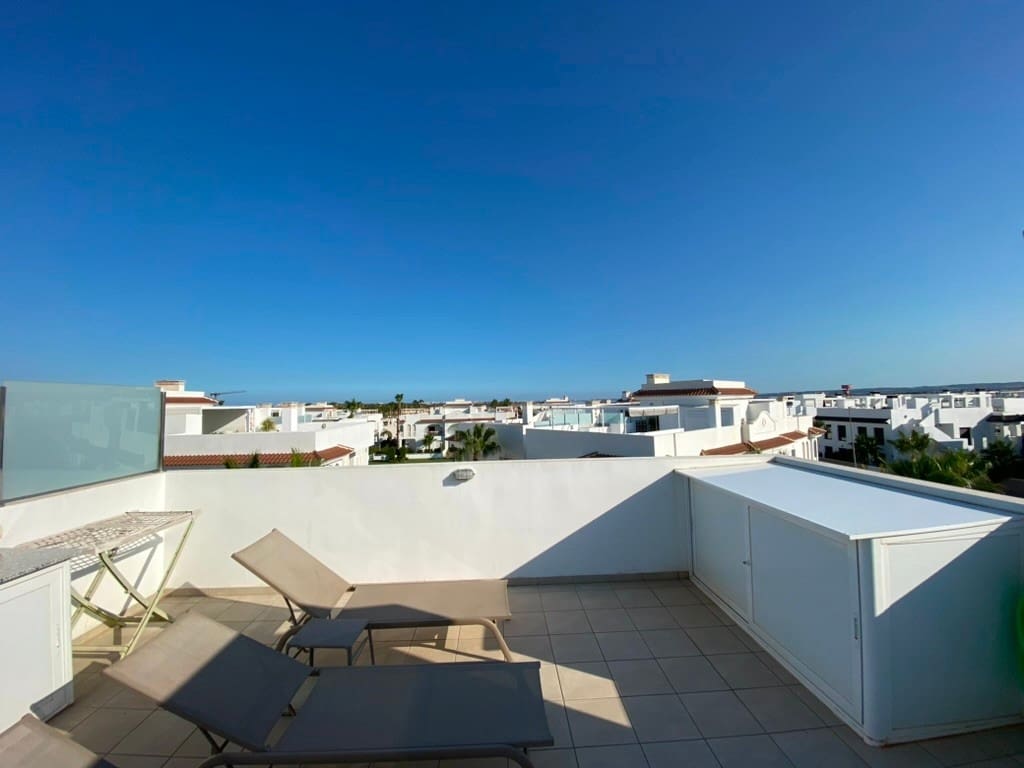 2 sypialnia Penthouse na sprzedaż w Ciudad Quesada z basenem - 318 000 € (Ref: 9116986)