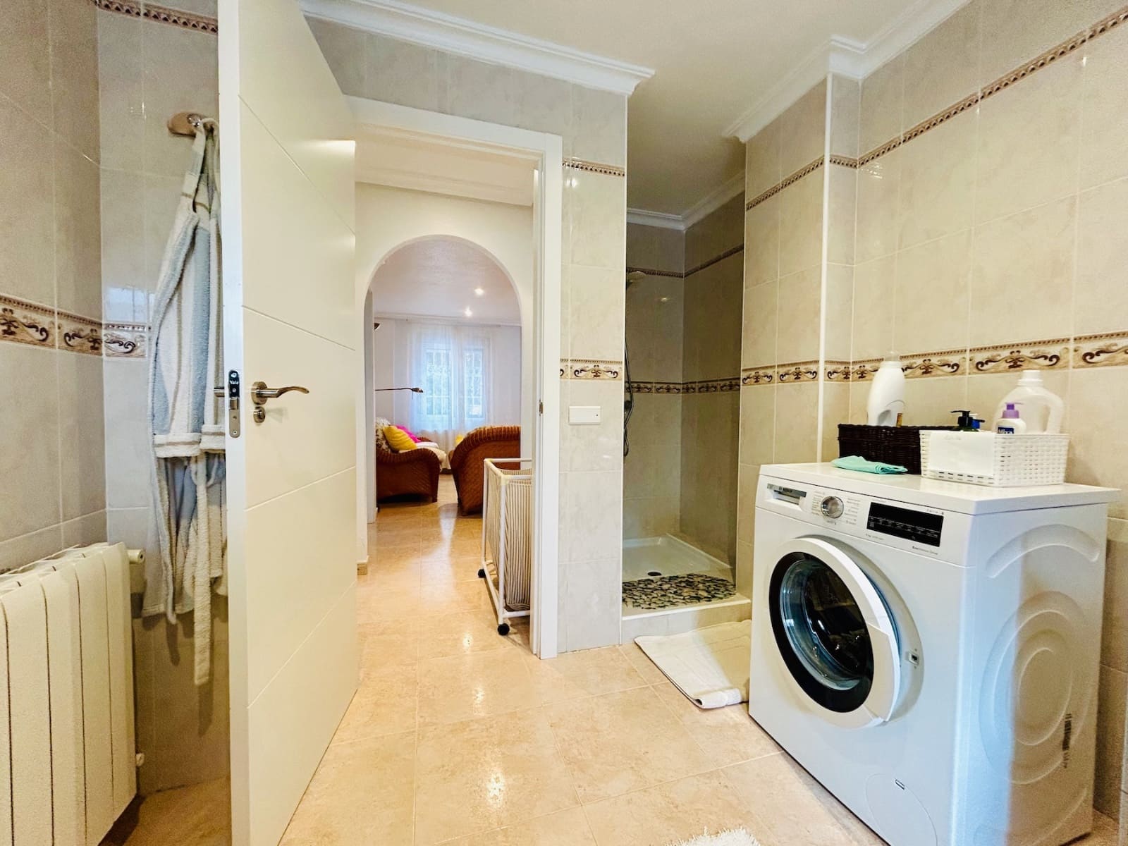 4 soveværelse Villa til salg i Benferri med swimmingpool garage - € 360.000 (Ref: 9130557)