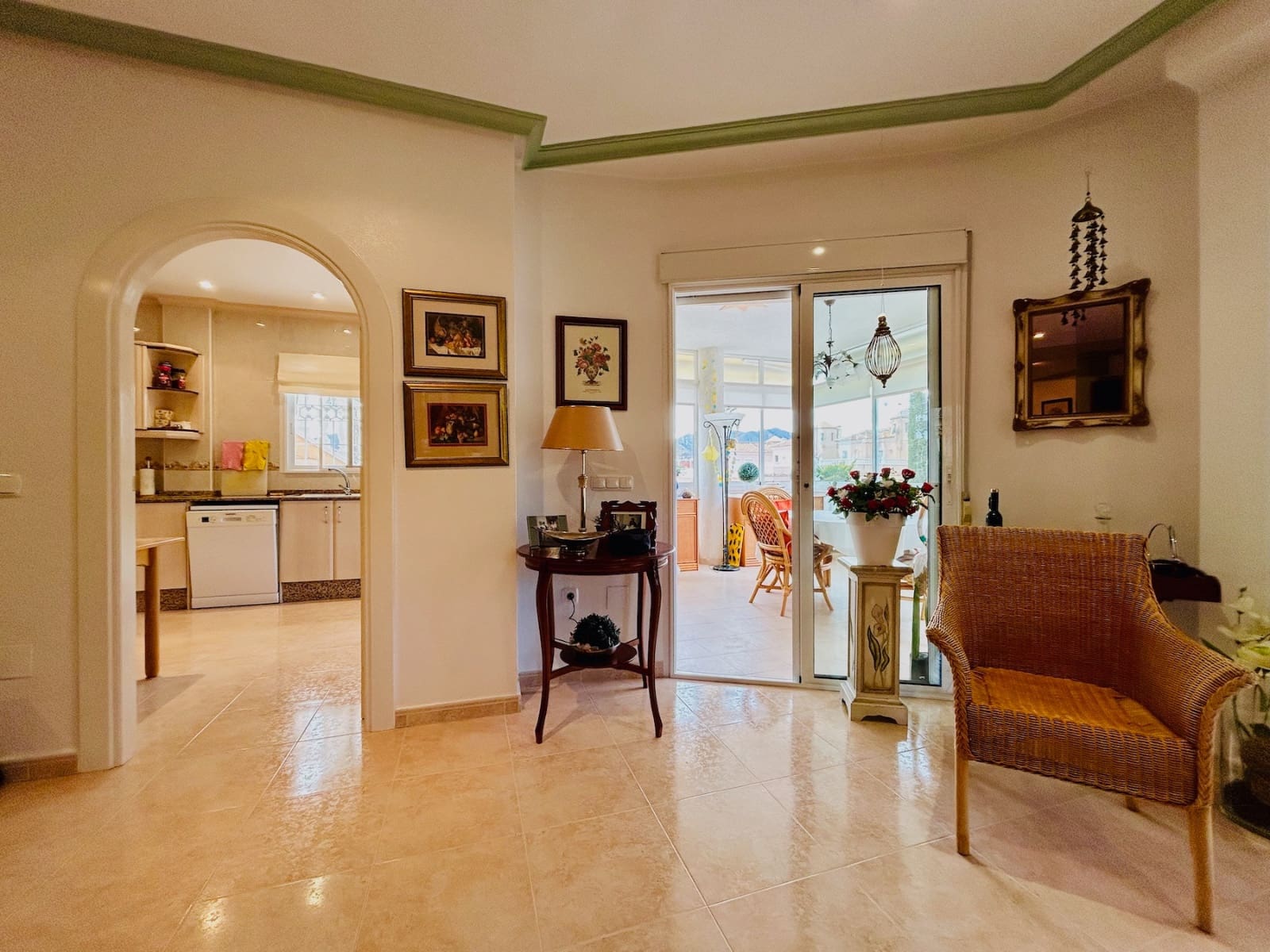 4 soveværelse Villa til salg i Benferri med swimmingpool garage - € 360.000 (Ref: 9130557)