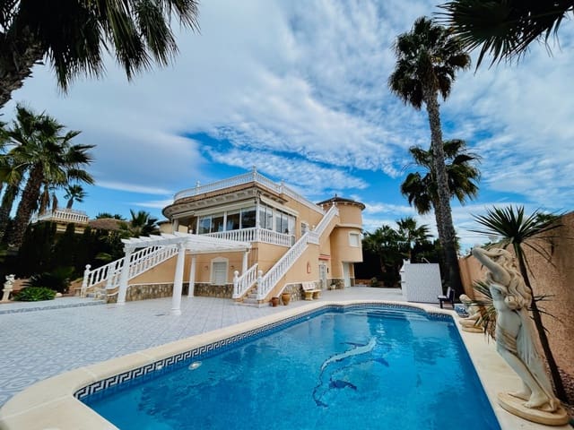 4 bedroom Villa for sale in Benferri with pool garage - € 360,000 (Ref: 9130557)