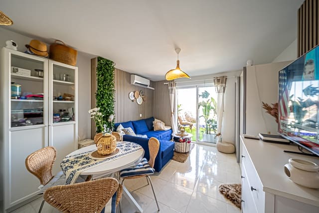 1 soveværelse Penthouse til salg i Playa de los Locos, Torrevieja med swimmingpool - € 150.000 (Ref: 9132030)