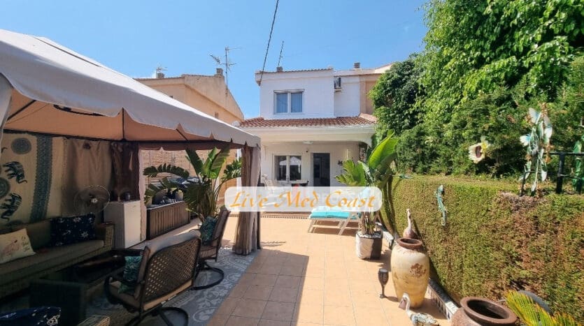 3 soverom Villa til salgs i Los Narejos med svømmebasseng garasje - € 279 999 (Ref: 9154720)