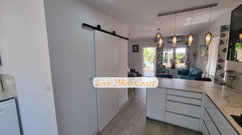 3 soverom Villa til salgs i Los Narejos med svømmebasseng garasje - € 279 999 (Ref: 9154720)