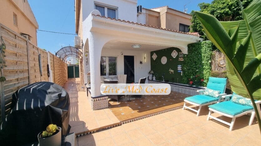 3 soverom Villa til salgs i Los Narejos med svømmebasseng garasje - € 279 999 (Ref: 9154720)