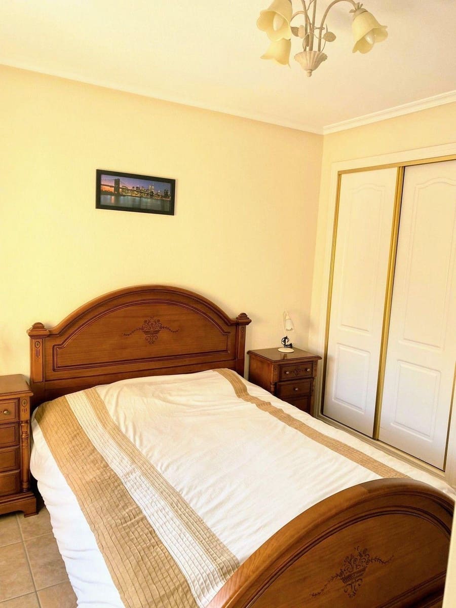 3 bedroom Villa for sale in Villamartin with pool garage - € 355,000 (Ref: 9163053)