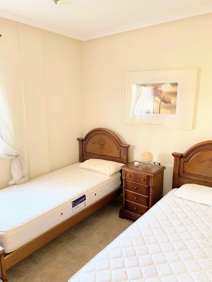 3 bedroom Villa for sale in Villamartin with pool garage - € 355,000 (Ref: 9163053)