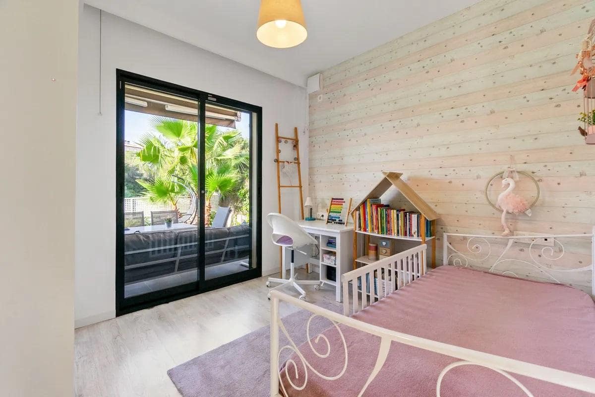 3 soverom Villa til salgs i La Zenia med svømmebasseng garasje - € 499 000 (Ref: 9163056)