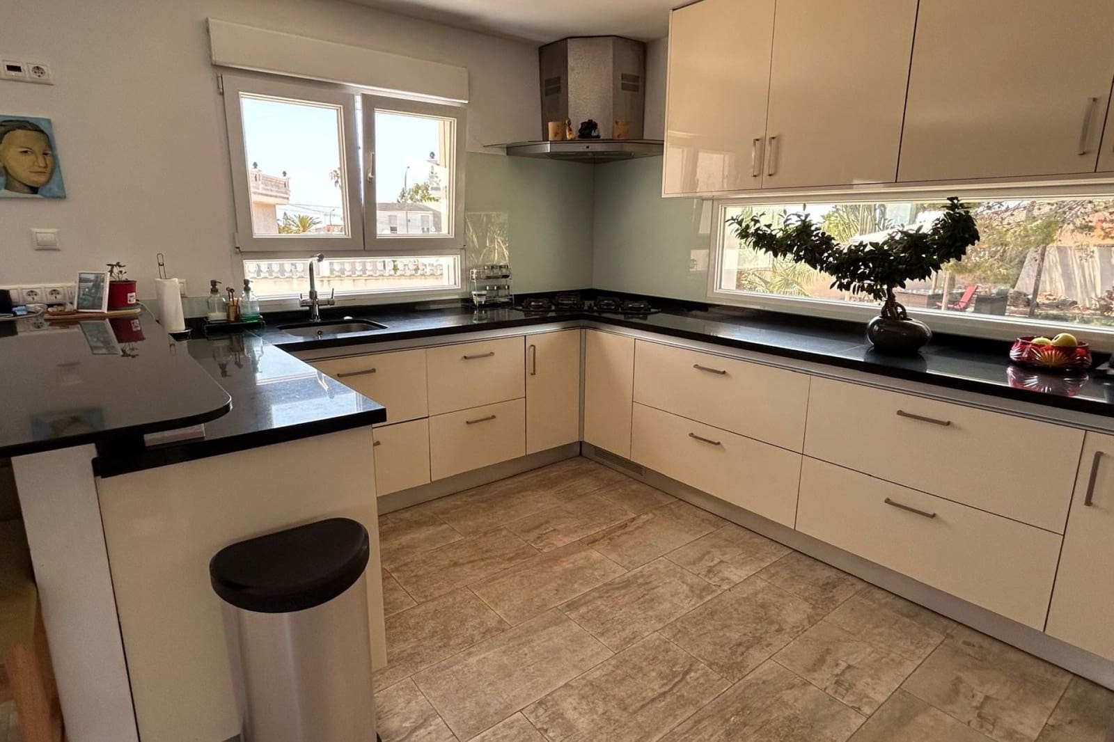 4 sypialnia Willa na sprzedaż w Ciudad Quesada z basenem garażem - 580 000 € (Ref: 9167166)