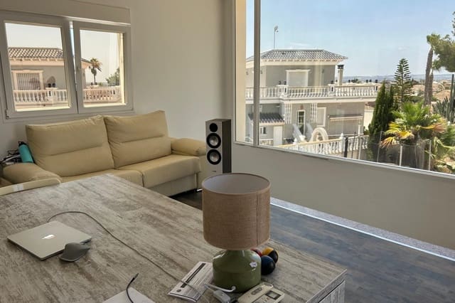 4 sypialnia Willa na sprzedaż w Ciudad Quesada, Rojales z basenem garażem - 580 000 € (Ref: 9167166)