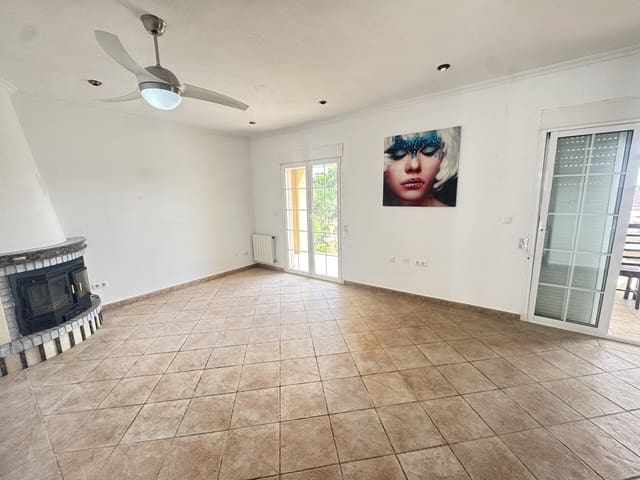 3 quarto Moradia para venda em San Miguel de Salinas com piscina garagem - 345 000 € (Ref: 9171113)