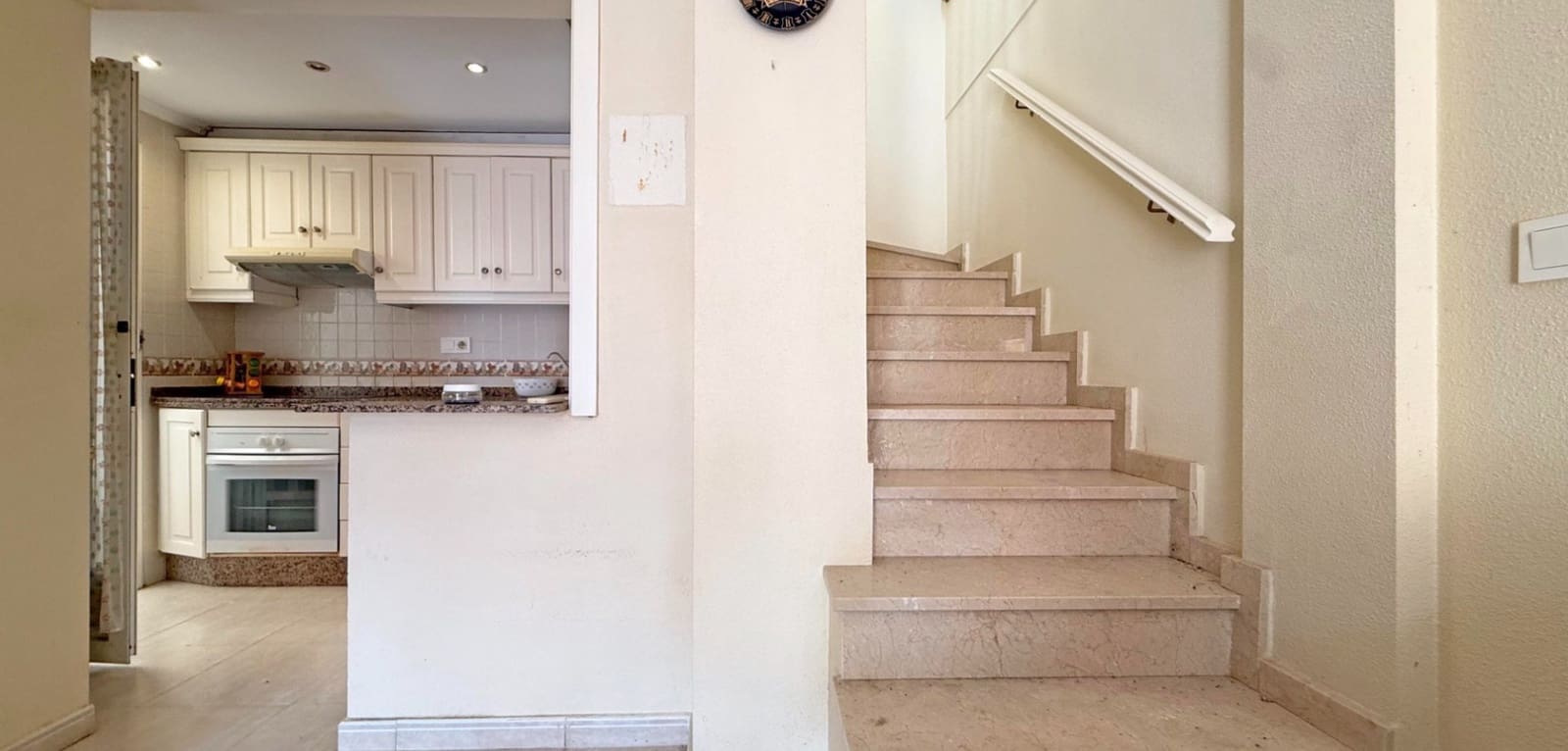 3 soverom Hus til salgs i Torrevieja med svømmebasseng - € 170 000 (Ref: 9172369)