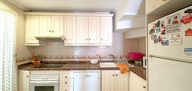 3 soverom Hus til salgs i El Chaparral - La Siesta - La Torreta, Torrevieja med svømmebasseng - € 170 000 (Ref: 9172369)