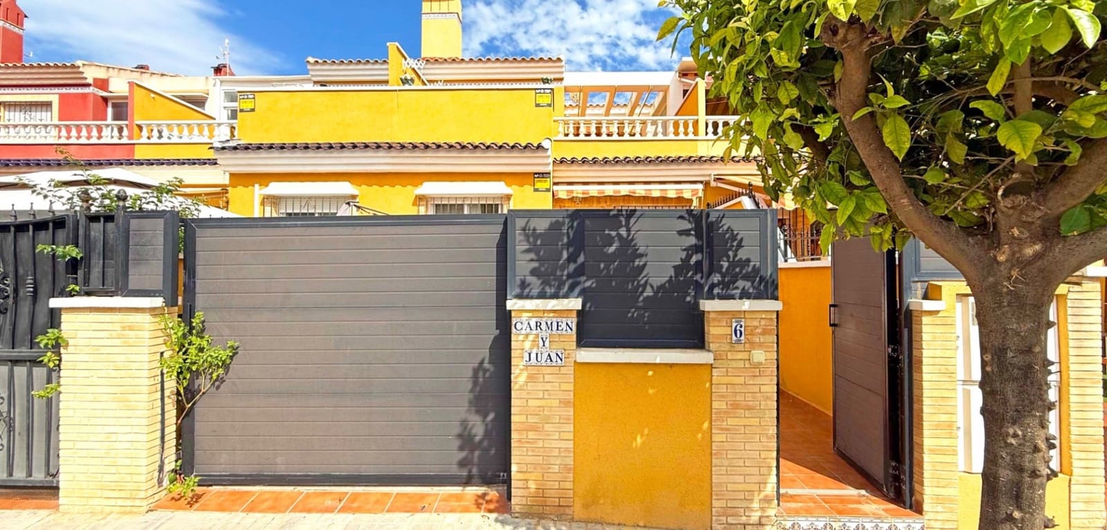 3 soverom Hus til salgs i Torrevieja med svømmebasseng - € 170 000 (Ref: 9172369)
